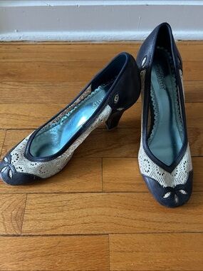 Seychelles navy pumps with white pointelle lace